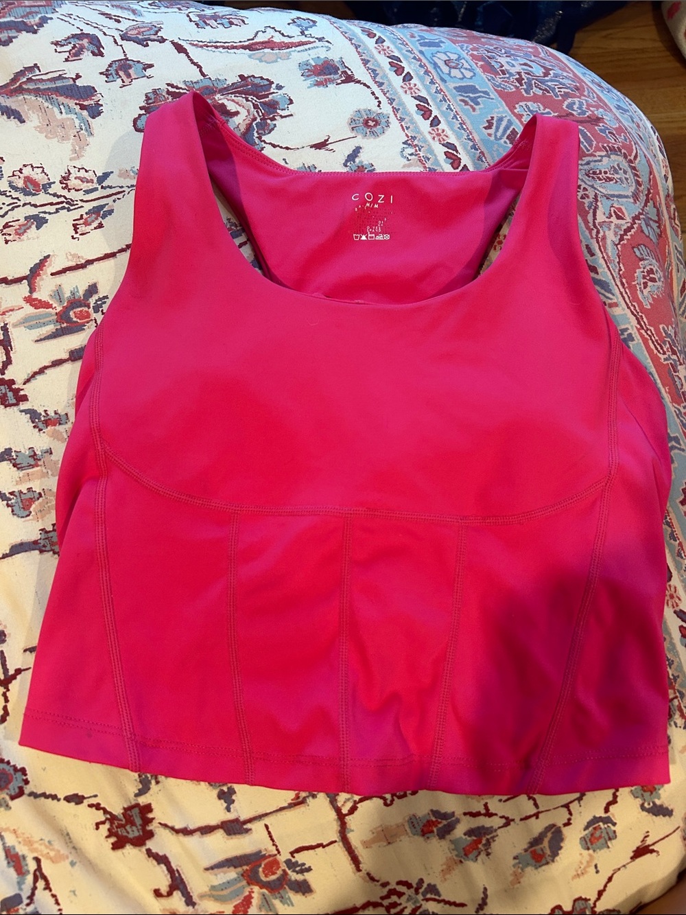 Cozi athletic tank. Built in cups